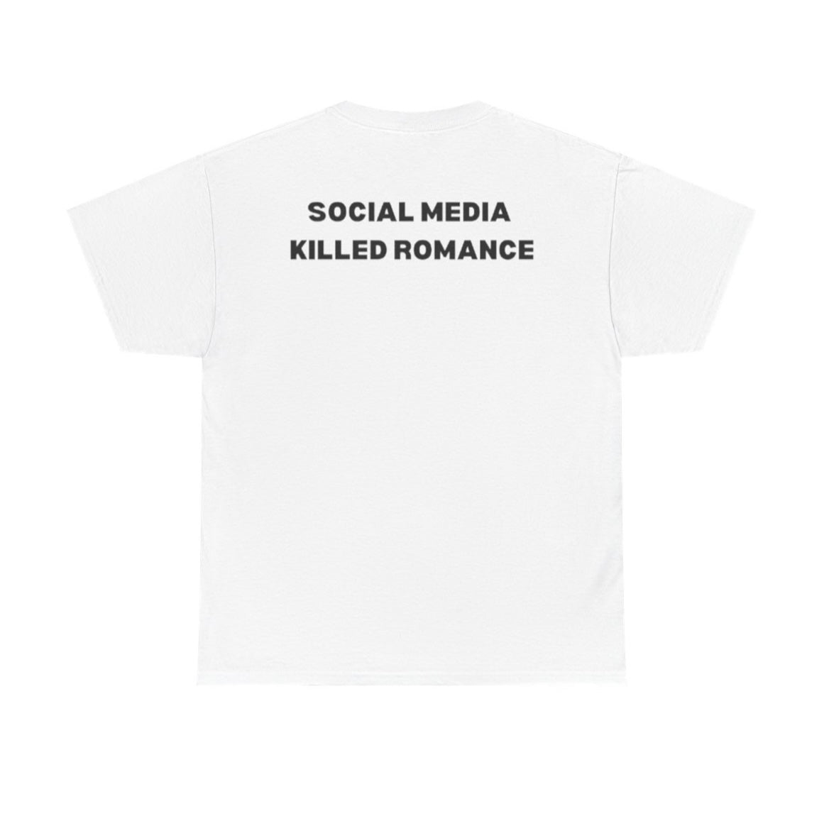 Женска тениска “SOCIAL MEDIA KILLED ROMANCE”